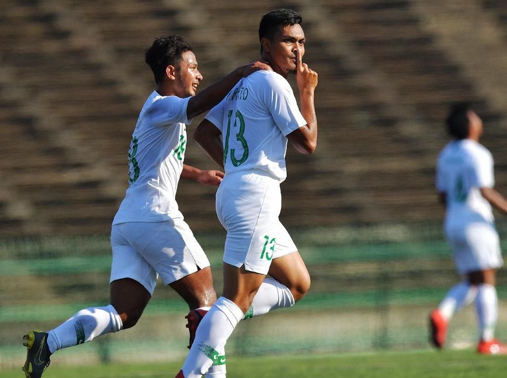 Serba Pertama dari Rachmat Irianto di Piala AFF U-22 Serba Pertama dari Rachmat Irianto di Piala AFF U-22