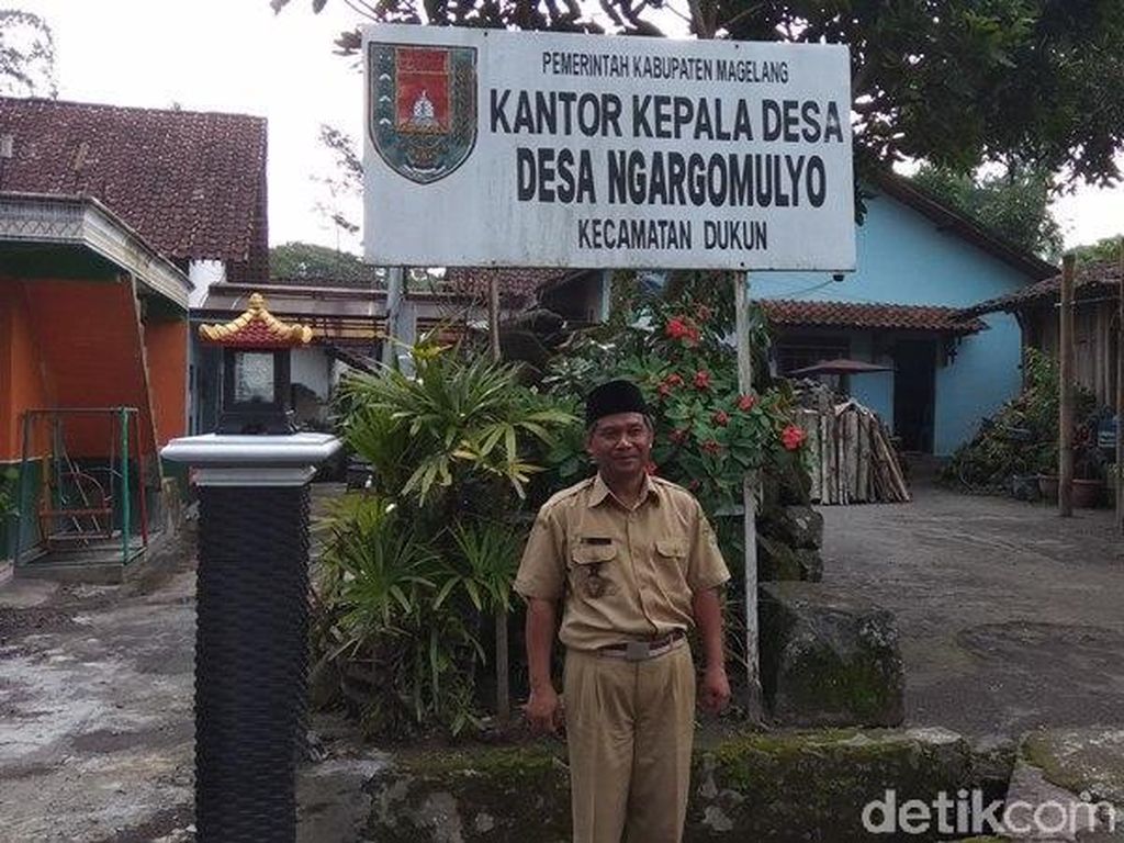 Cerita Yatin Suarakan Tolak Tambang Lereng Merapi di Khotbah Salat Jumat Cerita Yatin Suarakan Tolak Tambang Lereng Merapi di Khotbah Salat Jumat