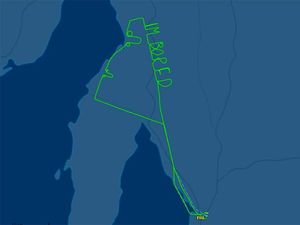Pilot Bikin Ulah di Langit, Melukis Gambar Penis Pilot Bikin Ulah di Langit, Melukis Gambar Penis