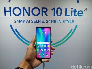 Penampakan Honor 10 Lite dan 8A yang Resmi Hadir di Indonesia Penampakan Honor 10 Lite dan 8A yang Resmi Hadir di Indonesia