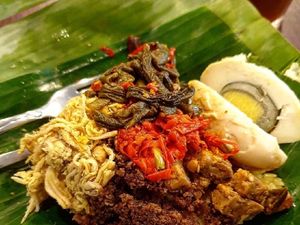 Sedapnya Sarapan Nasi Bogana Khas Tegal yang Selalu Bikin Kangen