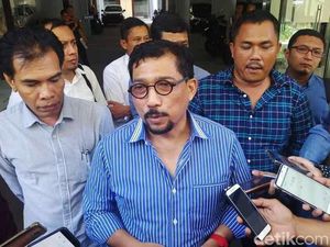 Datangi Polda Jatim, TKD Kaji Aksi Anarkis Pembakaran Atribut Jokowi Datangi Polda Jatim, TKD Kaji Aksi Anarkis Pembakaran Atribut Jokowi