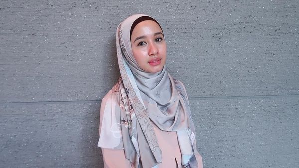 Lama Tinggal di Malaysia, Ini Perubahan Gaya Hijab Laudya Cynthia Bella