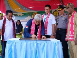 Dirjen Minerba Resmikan Fasilitas Olahraga Milik Antam di Halmahera