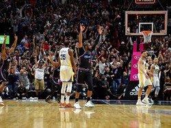 Hasil NBA: Buzzer Beater Wade Bawa Heat Kalahkan Warriors