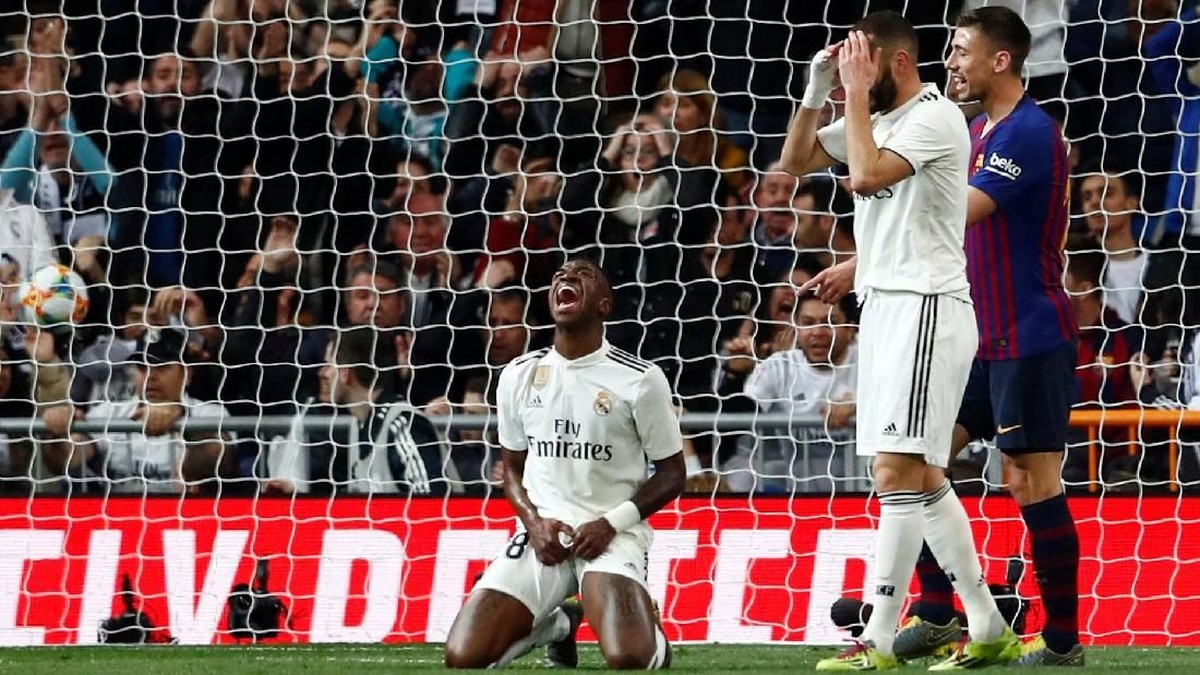 Pelatih Real Madrid Santiago Solari menyebut timnya tersingkir secara terhormat. (Foto: Juan Medina / Reuters)