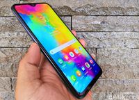 Galaxy M20, Ponsel Samsung yang Beda