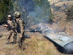 India Serukan Pakistan Bebaskan Pilot yang Pesawatnya Ditembak Jatuh
