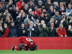 Giliran Mane yang Moncer Sebagai Striker Tengah