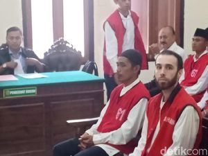 Ditanya Apa Bisa Berbahasa Jawa Saat Disidang, WN AS: Dereng Ditanya Apa Bisa Berbahasa Jawa Saat Disidang, WN AS: Dereng