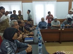 Sekjen FUI: KPU Komitmen Kerja untuk Rakyat, Harus Dibuktikan Sekjen FUI: KPU Komitmen Kerja untuk Rakyat, Harus Dibuktikan