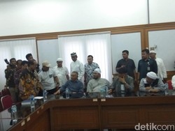 Amien Rais dan Perwakilan Massa FUI Audiensi dengan KPU