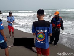 Ciri-ciri 2 Mayat Pria Misterius di Pantai Cemara Sewu Bantul
