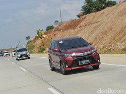 Avanza Lebih Laris karena Harga Xpander Naik Terus?