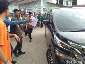 Beri Kuliah Umum di Aceh, Menteri ATR Didemo soal Lahan Beri Kuliah Umum di Aceh, Menteri ATR Didemo soal Lahan