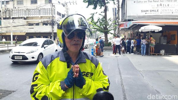 Biasa Naik Go-Jek? Kalau yang Ini Aksi Driver Get di Thailand