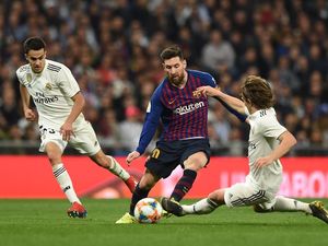 El Clasico (Lagi) di Santiago Bernabeu