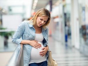 Cara Mengatasi Kram Perut di Minggu-minggu Pertama Kehamilan Cara Mengatasi Kram Perut di Minggu-minggu Pertama Kehamilan