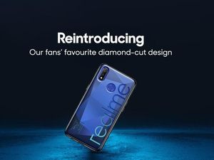 Realme 3 Pro Meluncur Bareng Realme 3? Realme 3 Pro Meluncur Bareng Realme 3?