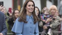 Kunjungi Irlandia, Kate Middleton Stylish Bergaya ala Mary Poppins