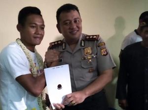 Sukses Juarai Piala AFF U-22, Sani Rizki Akan Tetap Jadi Polisi Sukses Juarai Piala AFF U-22, Sani Rizki Akan Tetap Jadi Polisi