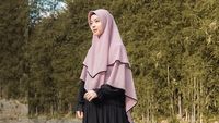 Gaya Syari Terbaru Lindswell Kwok yang Dipuji Netizen Makin Cantik