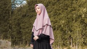 Gaya Syari Terbaru Lindswell Kwok yang Dipuji Netizen Makin Cantik