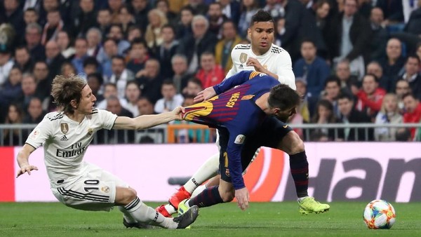 Resmi! El Clasico di Camp Nou Akhirnya Ditunda