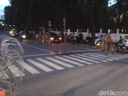 Aksi Massa FUI di Depan KPU Bubar, Jalan Imam Bonjol Kembali Dibuka
