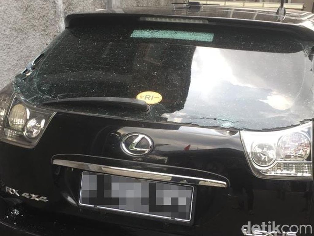 Biar Bisa Diklaim, Asuransi Mobil Roy Suryo Harus Diperluas Biar Bisa Diklaim, Asuransi Mobil Roy Suryo Harus Diperluas