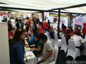 Mega Travel Fair Tebar Promo Jasa Fotografer Liburan Mega Travel Fair Tebar Promo Jasa Fotografer Liburan