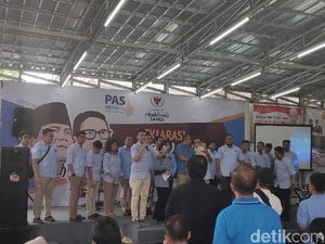 Relawan Pemuda Deklarasi Dukung Prabowo-Sandi, Fadli Zon Hadir