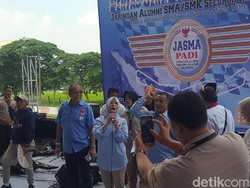 Sapa Relawan, Nur Asia Uno Minta Emak-emak Kawal Pemilu