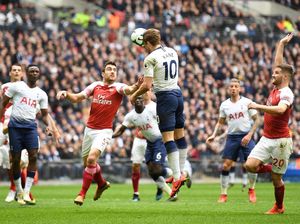 Sokratis: Penalti Kane Offside