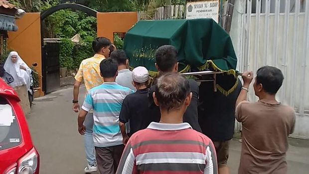 Jenazah Nur Tompel