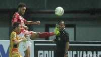Dua menit berselang, Bali United bisa menggandakan keunggulan.