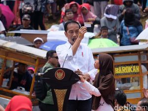 Kartu Sakti Jokowi Disebut Tak Efisien Atasi Pengangguran SMK