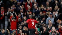 MU terus menekan tamunya di 10 menit terakhir, hingga Lukaku mencetak gol penentu kemenangan di menit ke-88. REUTERS/Phil Noble.