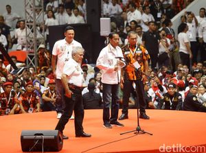 Momen Ketum Pemuda Pancasila Puji Jokowi & Prabowo