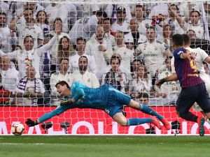 Courtois: Madrid Cuma Kurang Gol, Bolanya Tak Mau Masuk