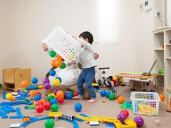 Ajari Anak Berbisnis Online Lewat Mainan Bekasnya