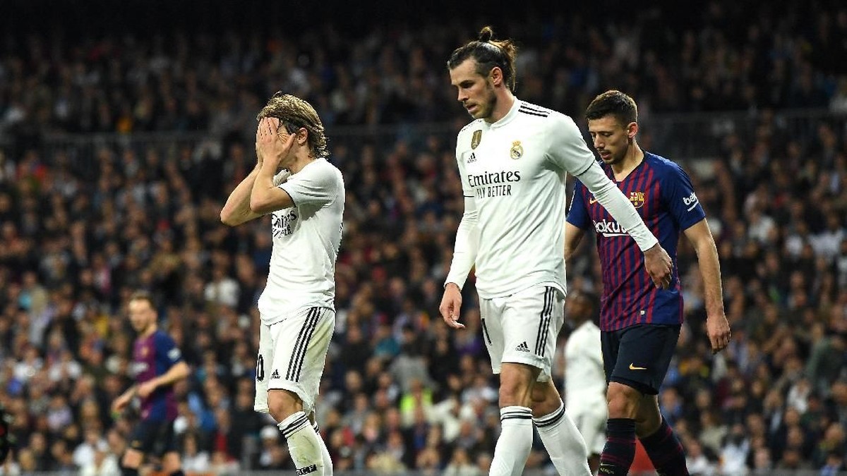 Real Madrid kalah 0-1 dari Barcelona. (Foto: David Ramos/Getty Images)