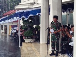 Datang ke Malang, Panglima TNI Kangen Mendol dan Menjes