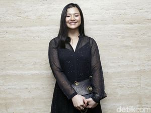 Si Cantik Erisa Rein Kembali Langsing