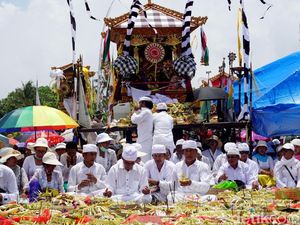 Operator Seluler Dukung Penuh Nyepi Tanpa Internetan di Bali Operator Seluler Dukung Penuh Nyepi Tanpa Internetan di Bali