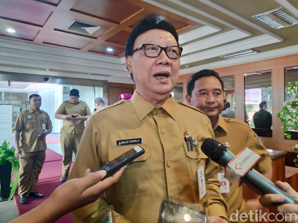 Mendagri Kaji Penggunaan e-Voting di Pilkada 2020 Mendagri Kaji Penggunaan e-Voting di Pilkada 2020