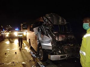 5 Orang Tewas di Tol Cipali, Sopir Elf Diduga Lelah