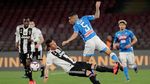 Dua Kartu Merah Warnai Kemenangan Juventus atas Napoli