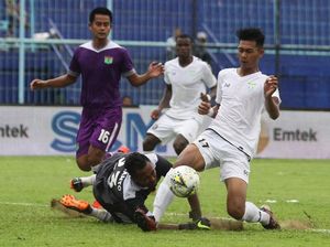Perubahan Strategi Kunci Keberhasilan Persela Kalahkan Persita