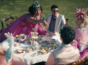 Foto: Glamornya Priyanka Chopra Hingga Sophie Turner di Video Jonas Brother Foto: Glamornya Priyanka Chopra Hingga Sophie Turner di Video Jonas Brother